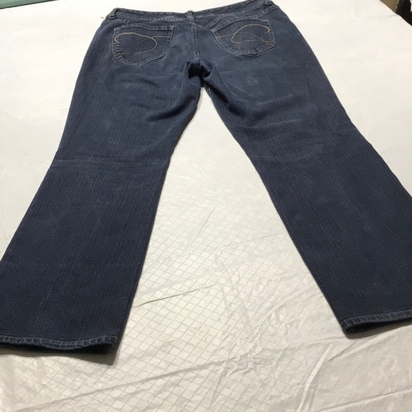 Chico’s ~Platinum Jeans🔷🔷 - Picture 7 of 10